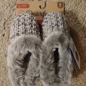 Dearfoam memory foam slippers